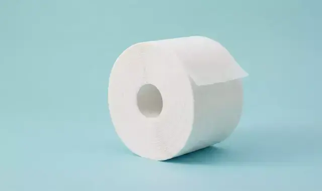 מארז 12 גלילי נייר טואלט סמארט טווינס 200 מטר לגליל.